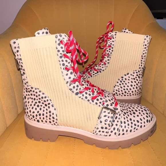 Dolce Vita Boots - Picture 5 of 6